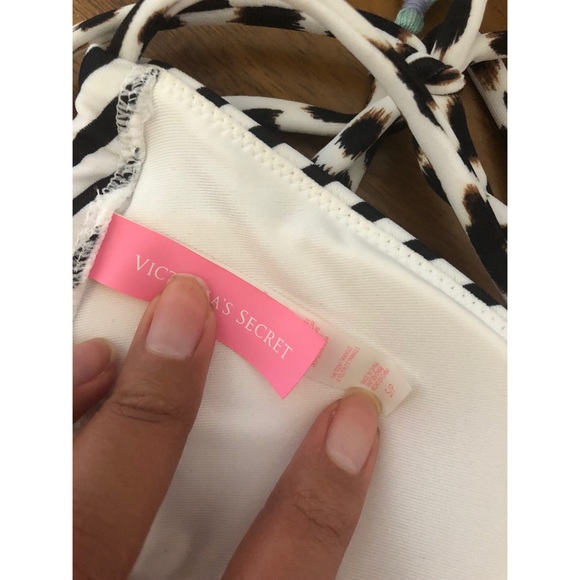 Victoria’s Secret Small Bikini Set NWOT - Picture 4 of 4